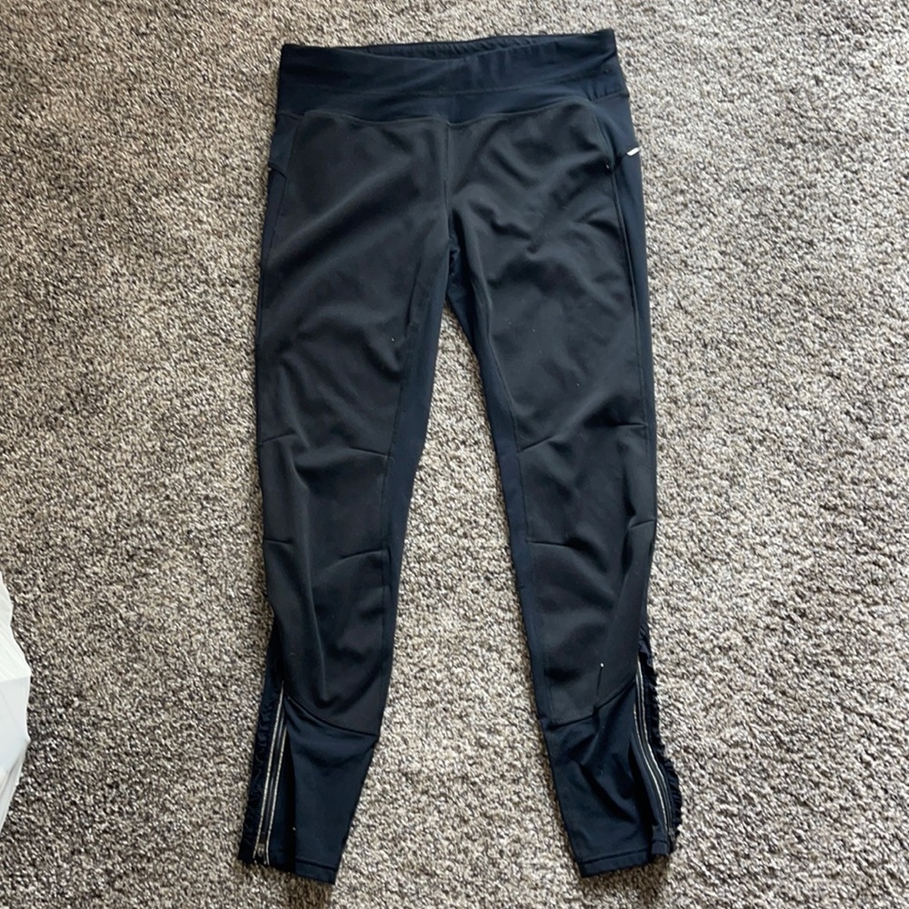 Black leggings